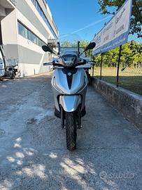 Piaggio Beverly 400 i.e.