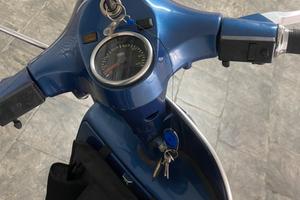 Vespa p125x