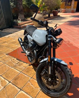 Moto guzzi v7 stone sport