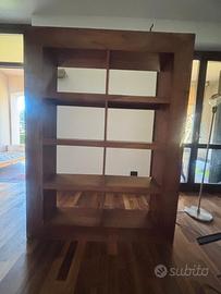 Libreria in legno massello stile moderno/etnico