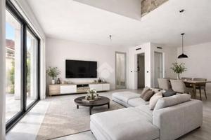 CASA INDIPENDENTE A PRATO