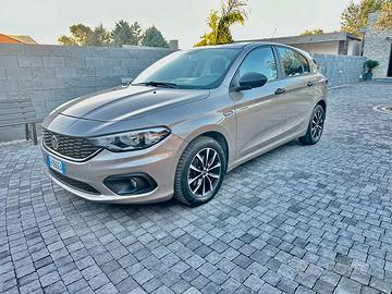 Fiat tipo berlina 2017