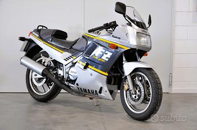 Yamaha FZ 750 FMI UNIPRO REALE !!!