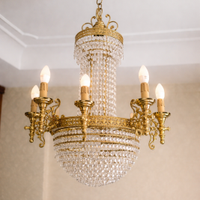 Lampadario classico a cristalli