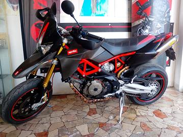 Aprilia Dorsoduro 750