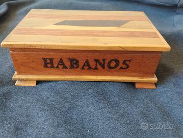 scatola porta sigari in legno