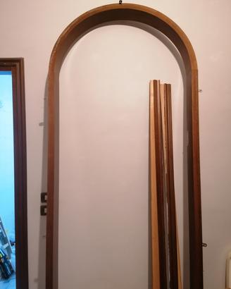 Arco in legno. 