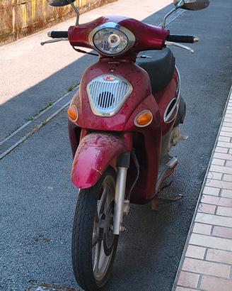 scooter Kymco People 