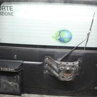 PORTELLONE POSTERIORE COMPLETO MITSUBISHI Pajero P