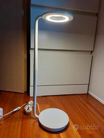 Lampada Pixo Plus con ricarica wireless + USB