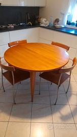  tavolo + sedie