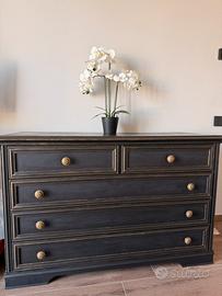 Como elegante nero con finitura effetto vintage