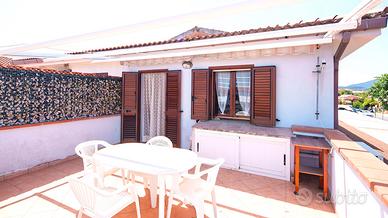 Monolocale Corallo blu-centro mare San Teodoro