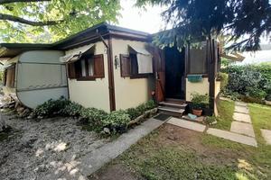 BUNGALOW CON ROULOTTES