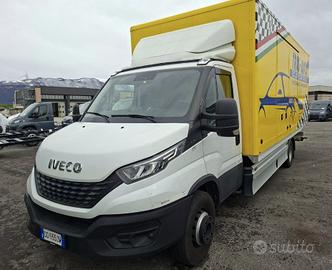 Iveco 70 c18 trasporto veicoli PATENTE C