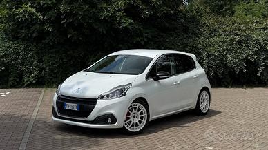 Peugeot 208 GT Line 1.2 thp 110cv 2019