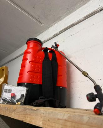 Pompa Ausonia a spalla