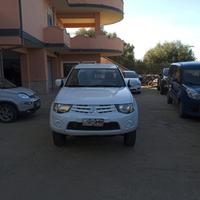 Mitsubishi l200 2.5 di-d 4x4 2 porte 190000km