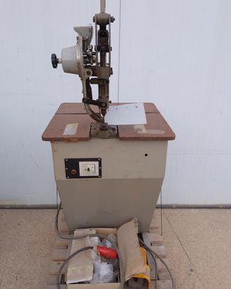 occhiellatrice semiautomatica