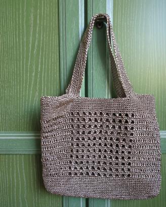Borsa in rafia grigio lucido 
