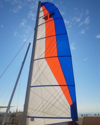 Catamarano Phantom 18 e carrello