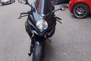 Suzuki GSX r 1000 k7