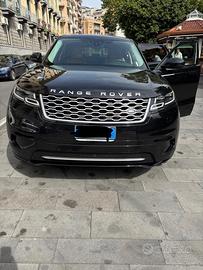 RANGE ROVER modello VELAR