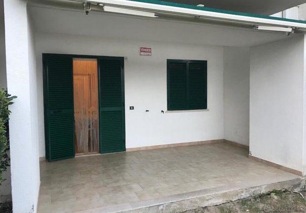 Appartamento con giardino villaggio Tucano