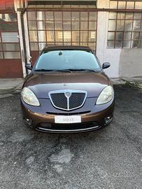Lancia Ypsilon 1.2 Argento