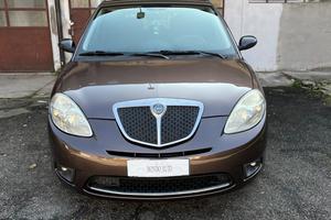 Lancia Ypsilon 1.2 Argento