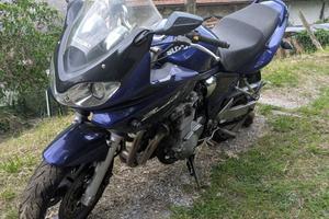 Suzuki Bandit 600 S (2000) - Da restauro o ricambi