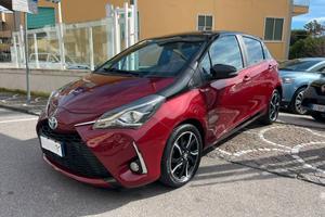 Toyota Yaris 1.5 Hybrid 5 porte Cool Red Edition