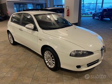 ALFA ROMEO 147 1.6 16V 105CV "GPL" 5 porte