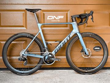 GIANT PROPEL ADVANCED PRO 1 ⚪ L 🔵