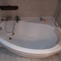 Vasca da bagno angolare 