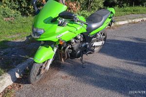 Kawasaki ZR 7