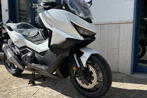 Honda Forza 750 In HFP MOTORS MONOPOLI