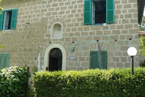 Caprarola Casa Indipendente con giardino