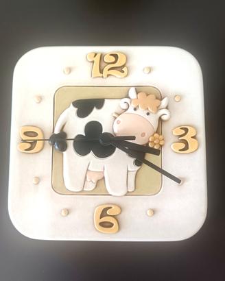 Orologio a parete Egan mucca Camilla in ceramica 