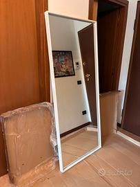 Vendi specchio