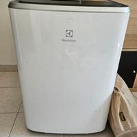 Electrolux Condizionatore Portatile + Omaggio 3 ce