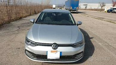 GOLF 8 1.5- BENZINA 130 CV kw96