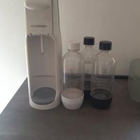 gasatore acqua kit con tre bottiglie 