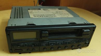 Stereo vintage per auto d'epoca. 