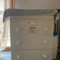 Lettino e fasciatoio