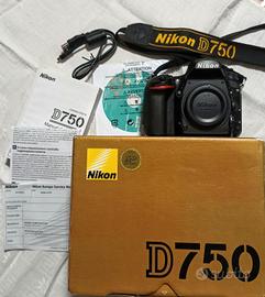 NIKON D750