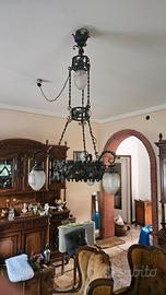 lampadario in ferro battuto  stile liberty