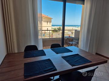 Appartamento fronte mare Rimini Rivabella