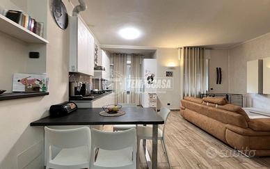 TRILOCALE VICINO ALLA STAZIONE