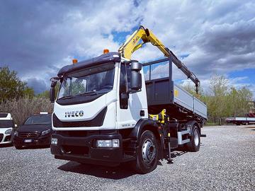 Iveco 180E25 k Rib e gru pronta consegna